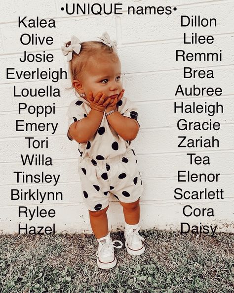 Popular Baby Names 2022, Oaklynn Baby Name, Good Baby Girl Names, Cute Western Baby Names, Kid Names Unique, Unique Southern Girl Names, Western Baby Names Girl, Boy Names For Characters, Cute Country Names