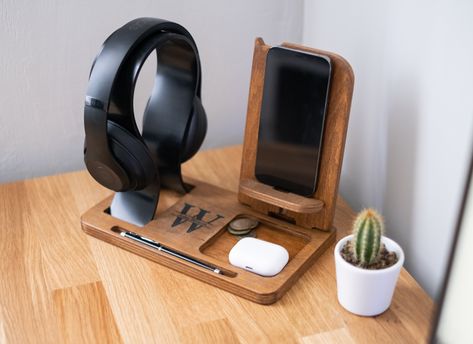 Custom Headphones, Diy Headphones, Dj Gifts, Headset Holder, Game Tag, Headphone Stand, Headphone Holder, Gifts For Teen Boys, First Fathers Day Gifts