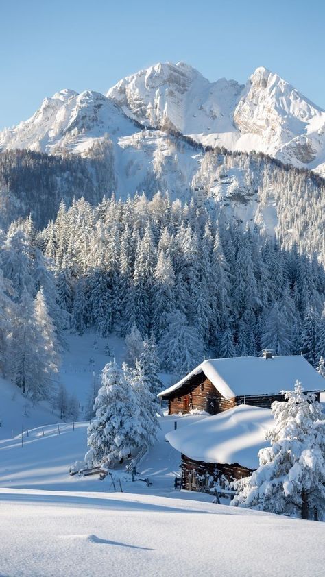 Mountains With Snow, Winter In The Mountains, Mountains In Winter, Ski Mountains, Winter Landscape Photography, Mountain Winter, Travel Aesthetics, Winter Mountains, Mountain Aesthetic