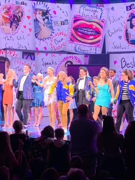 Mean Girls Musical Broadway, Lead Role Aesthetic, Mean Girls Musical Costumes, Mean Girls Set Design, Mean Girls Musical Aesthetic, Mean Girls Musical Memes, Cady Mean Girl, Musicals Aesthetic, Musical Theatre Aesthetic