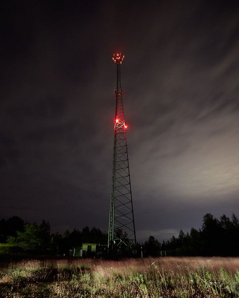 Radio Tower Tattoo, Radio Tower Aesthetic, Radio Aesthetic, Radio Tower, Oxenfree, Spooky One, Echo Lake, Cell Tower, Welcome To Night Vale