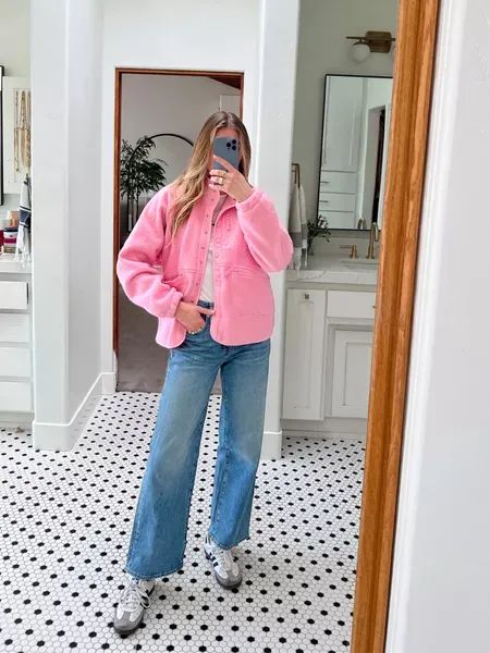 Loving this cute pink jacket with denim and sneakers for an easy everyday outfit. This jacket is a must-have for spring outfits. Tap to shop! Pink Denim Jacket Outfit, Cute Pink Jacket, Chilly Fits, Denim Jacket Outfit Ideas, Mom Style Inspiration, Pink Denim Jacket, Denim Jacket Outfit, Pink Denim, Warm Weather Outfits