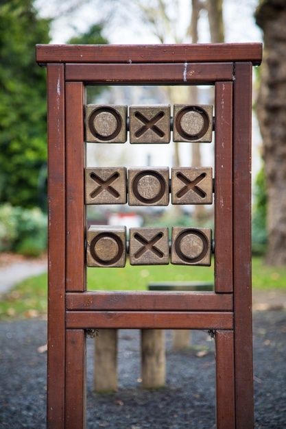 Wooden Garden Games, Wooden Outdoor Games, Wooden Backyard Games Diy, Garden Tic Tac Toe, Outdoor Ingroung Toys, Outdoor Tic Tac Toe, Diy Tic Tac Toe Game, Backyard Games Diy, Cube Ideas