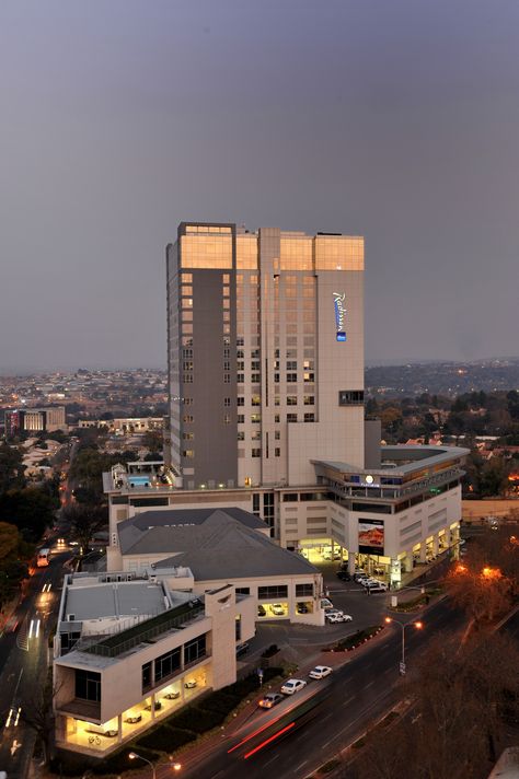 Radisson Blu Sandton Sandton City, Jacaranda Tree, Unique Cocktails, Planet Fitness Workout, Business District, Johannesburg, Pool Area, Classic Design, Hotel