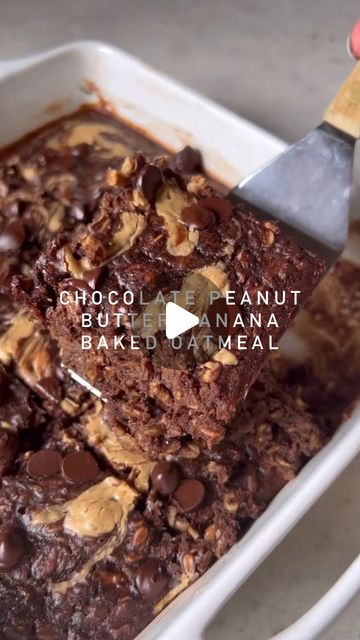 191K views · 7.3K likes | Monique: Ambitious Kitchen on Instagram: "this chocolate PB banana baked oatmeal is basically like eating a Reese’s cup brownie for breakfast 😍 and it’s packed with protein!⁣
⁣
I also love it because it’s:⁣
• easily gluten free (just use GF rolled oats)⁣
• dairy free (use DF chocolate chips)⁣
• naturally sweetened⁣
• PACKED with protein — 14g/serving!⁣
• ...and fiber — 7g/serving!⁣
⁣
comment “oatmeal” and I’ll message the recipe to you! or tap the link in my bio 🤎⁣
⁣
ambitiouskitchen.com/chocolate-peanut-butter-banana-baked-oatmeal
⁣
#oatmeal #bakedoats #chocolate #peanutbutter #healthybreakfast" Rolled Oat Recipes Healthy, Ambitious Kitchen Recipes, Cup Brownie, Rolled Oats Recipe, Gluten Free Breakfast Bars, Thm Breakfast, Chocolate Peanutbutter, Fall Meals, Oat Recipes Healthy