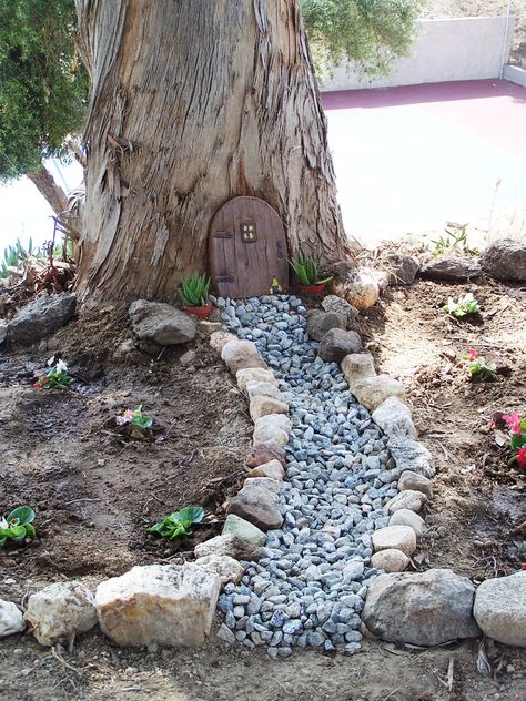 Tre Kunst, Fairy Tree Houses, Rock Garden Design, Fairy Garden Designs, Fairy Garden Crafts, Faeries Gardens, Fairy Garden Houses, Have Inspiration, Garden Yard Ideas