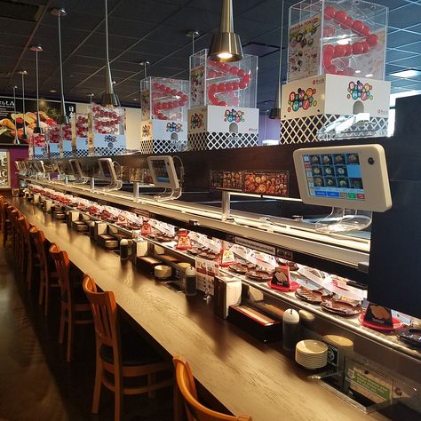 Conveyor belt sushi bars have come and gone in Atlanta, but Kula Revolving Sushi Bar, which opened on Friday in Doraville, is the newest. Sushi Belt, Revolving Sushi Bar, Sushi Bar Design, Sushi Machine, Revolving Sushi, Sushi Buffet, Sushi Bars, Conveyor Belt Sushi, Pre Opening