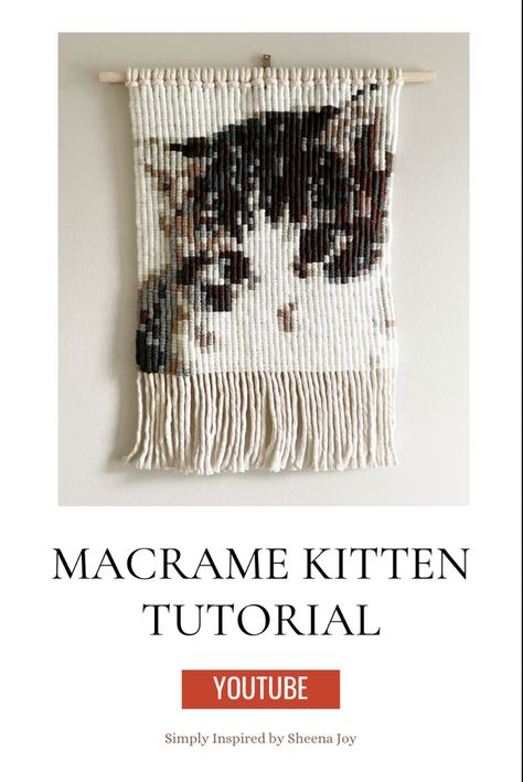 Macrame wall hanging Cat Macrame, Pixel Macrame, Macrame Animals, Cute Macrame, Tapestry Macrame, Free Macrame Patterns, Macrame Tapestry, Macrame Wall Hanging Diy, Macrame Plant Holder