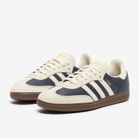 Adidas Shoes Women Samba, Sambas Women, Adidas Samba Aesthetic, Aesthetic Wishlist, Adidas Samba Shoes, Sambas Adidas, Gold Trainers, Kids Football Boots, Samba Shoes