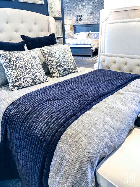 Tips on how to keep bed sheets soft after every washing. #bedding #sheetset #polkadots #bedroom #blueandwhite Casa Disney, Navy Blue Bedrooms, Design Ložnic, Blue Bedroom Decor, Bilik Tidur, Dec 26, Blue Bedroom, Master Bedrooms Decor, Remodel Bedroom