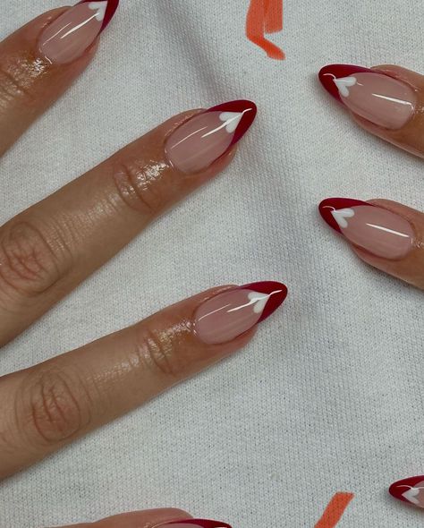 Oval Nail Inspo Acrylic, Cute Oval Nails Design, Oval Acrylic Nails, Unghie Nail Art, Graduation Nails, French Acrylic Nails, Oval Nails, Minimalist Nails, Heart Nails