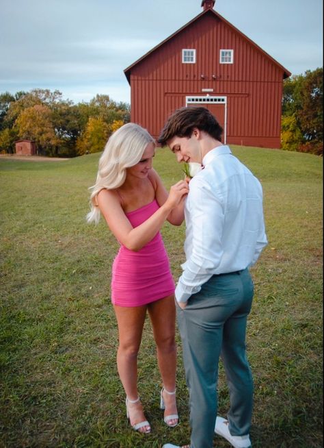 Brown Homecoming Couple, Pink And White Hoco Couple, Navy And Pink Hoco Couple, Homecoming Date Aesthetic, Bf And Gf Hoco Pics, Homecoming Couple Ideas, Homecoming Couples Outfits Pink, Couples At Homecoming, Home Coming Pics