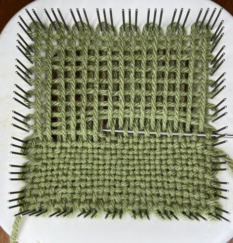 Pin Loom Weaving Patterns, Weave It Loom Projects, Pin Loom Weaving Projects Ideas, Potholder Loom With Yarn, Pin Weaving Projects, Zoom Loom Projects, Pin Loom Projects, Pin Loom Weaving Projects, Loom Weaving Projects