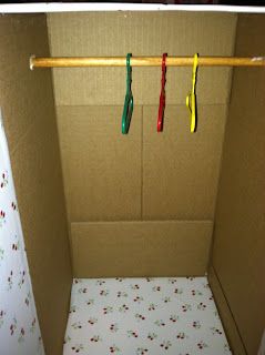 Dolls Wardrobe Diy, Cardboard Wardrobe Diy, Cardboard Closet, Doll Wardrobe Closet, Diy Doll Closet, Cardboard Wardrobe, Doll Clothes Storage Ideas, Diy Kast, Furniture Remodel