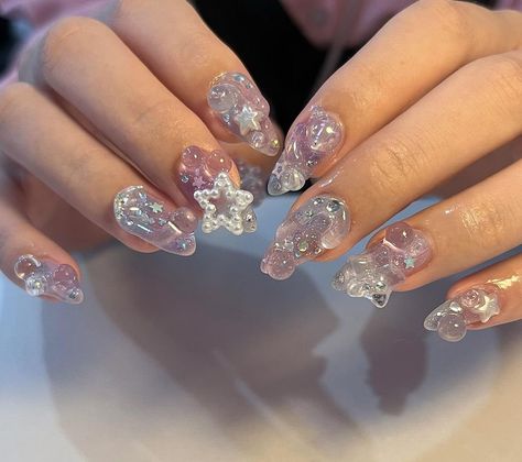 Korean Clear Nails, Clear Nails With Gems, Sparkly Wedding Nails, Clear Gel Nails, Pale Nails, Asian Nails, Hello Nails, Hippie Nails, Pretty Gel Nails