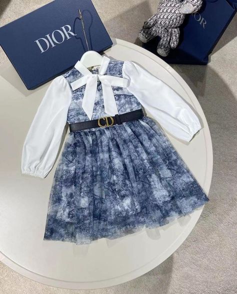 Now days there is even a Dior dress for baby's like what 🫢🫢🫢 Dior Baby Clothes, Baby Dior Dress, Luxury Baby Fashion, Expensive Kids Clothes, Luxury Kids Clothes, Dior Kids, Luxury Baby Clothes, Mom Dr, Baby Dior