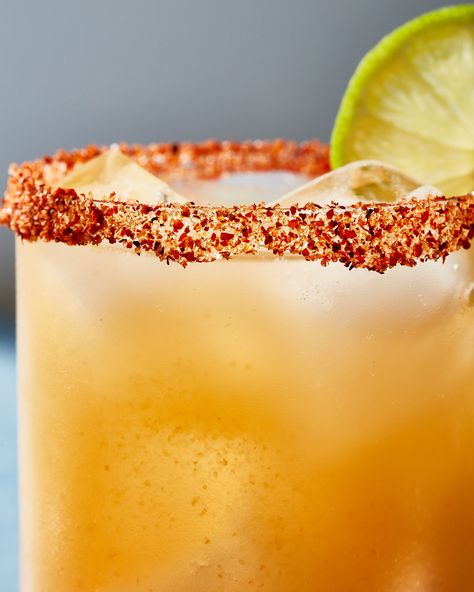 Peach Margarita Recipes, Peach Margaritas, Peach Margarita, Peach Cocktail, Peach Puree, Peach Schnapps, Peach Slices, Food Tasting, Margarita Recipes