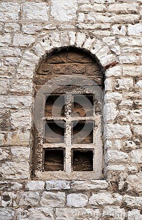 Drawing Moodboard, Old Stone Wall Garden, Castle Brick Wall, Sofia Art, Antique Stone Wall, Medieval Reference, Castle Window, Old Irish Stone Houses, Medieval Stone Wall