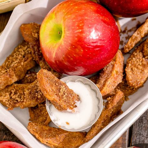 Air Fryer Apple Fries Air Fryer Apple Fries, My Air Fryer Kitchen, Air Fryer Kitchen, Apple Baking, Apple Fries, Fried Dessert, Airfryer Recipes, Apple Dessert, Air Fry Recipes