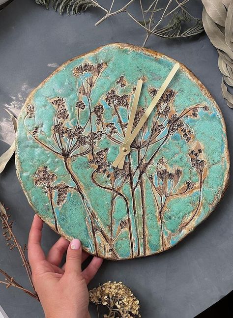 Gold Art Painting, Ceramics Projects, Diy Clock, Botanical Wall Art, Gold Art, Space Design, Wall Painting, Diy And Crafts, Decorative Plates