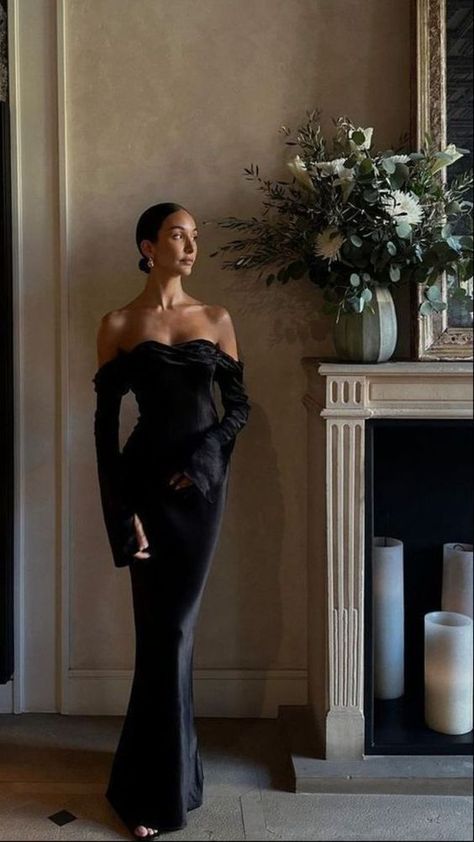 Formal and Fabulous: Black-Tie Wedding Guest Dress Ideas Winter Black Tie Wedding Guest Dress, Black Tie Wedding Guest Dress Winter, Formal Wedding Guest Dress Winter, Black Tie Party Outfit, Black Tie Women, Black Tie Attire For Women, Black Tie Wedding Dress, Winter Wedding Dress Guest, Wedding Guest Dress Winter