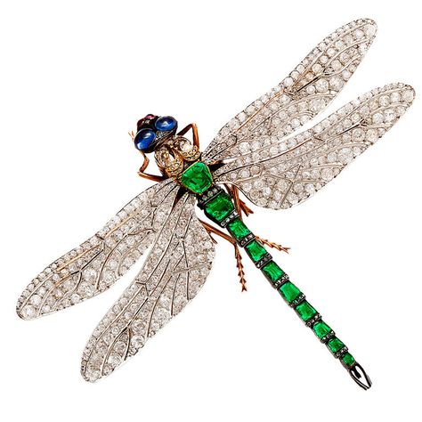 Rare French Diamond Emerald Dragonfly Pin Attributed to Fouquet, 1895 | From a unique collection of vintage brooches at http://www.1stdibs.com/jewelry/brooches/brooches/ Bug Jewelry, Bijoux Art Deco, Gossamer Wings, Dragonfly Pin, Dragonfly Brooch, Dragonfly Jewelry, Insect Jewelry, Insect Art, Antique Brooches