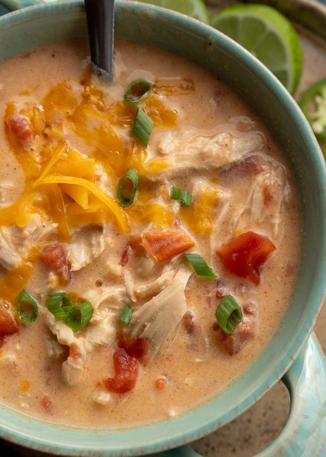 Cheesy Rotel Chicken Soup - Maebells Rotel Soup, Rotel Chicken, Creamy Chicken Tortilla Soup, Chicken Tortilla Soup Recipe, Weight Watchers Chicken, Tortilla Soup Recipe, Points Recipes, Keto Soup, Chicken Tortilla Soup