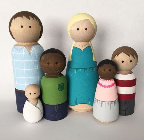 Custom Wooden Peg Doll Family at The Painted Peg : Coolest Personalized Gifts | Cool Mom Picks Holiday Gift Guide 2016 Peg Doll Family, Wood Peg Dolls, Card Games For Kids, Peg People, Clothespin Dolls, Doll Family, Doll Painting, Peg Doll, Wooden Pegs