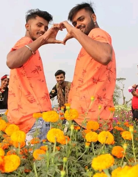 Indian gay, Indian gay couples, Indian gay aesthetic, Indian gay couples aesthetic, Indian Man Aesthetic, Indian Men Aesthetic, Bromance Guys, Reese Core, Indian Couple Aesthetic, Guys Posing, Indian Guy, Aesthetic Indian, Red Indian