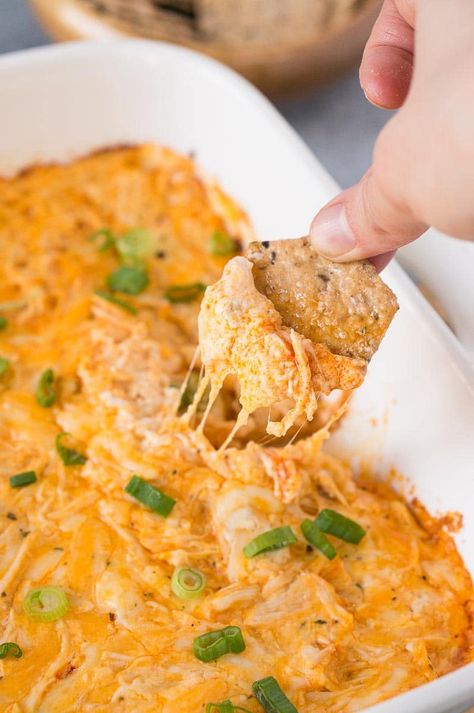 Christmas Dips, Buffalo Chicken Dip Easy Recipes, Buffalo Chicken Dip Ingredients, Spicy Buffalo Chicken Dip, Spicy Buffalo Chicken, Buffalo Chicken Casserole, Chicken Dip Recipe, Buffalo Chicken Dip Recipe, Baked Buffalo Chicken