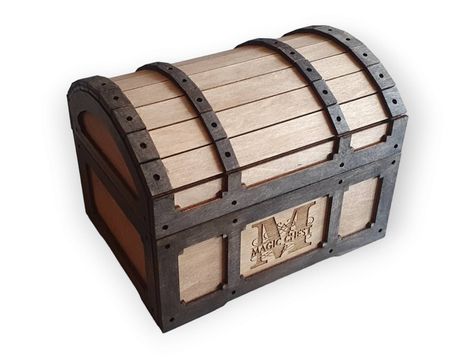 Treasure chest cake