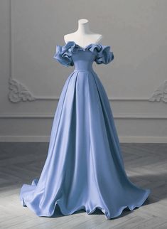 Slim Ball Gowns, Small Chest Prom Dress, Creative Outfit Ideas Fashion, Simple Gown Designs Classy, Blue Prom Dresses Long, Simple Elegant Dress, Blue Gowns, Cute Formal Dresses, Wedding Dress A Line