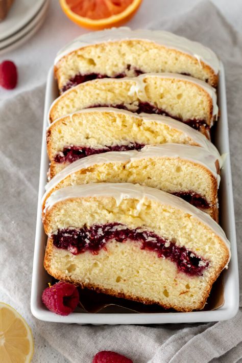 Cranberry Pound Cake Recipe, Raspberry Loaf Cake, Cakes To Bake, Raspberry Loaf, Chasing Daisies, Loaf Cake Recipes, Raspberry Recipes, Baking Desserts, Raspberry Sauce