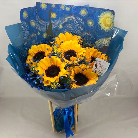 Starry Night Bouquet Of Flowers, Starry Night Flower Bouquet, Van Gogh Flower Bouquet, Starry Night Bouquet, Van Gogh Bouquet, Paper Flower Bouquet Aesthetic, Sunflower Facts, Sunflower Inspiration, Illustration Sunflower