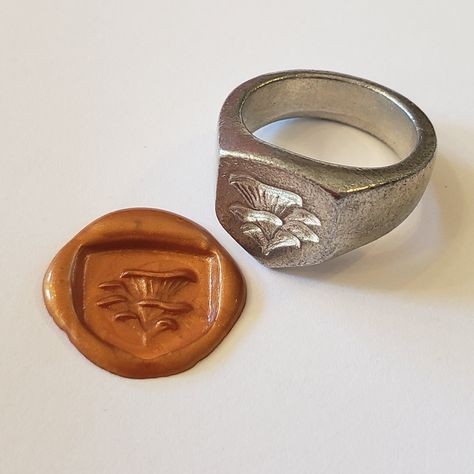 De Stijl, Taurus Ring For Men, Ancient Signet Ring, Wax Cast Rings, Masc Rings, Ugly Rings, Mens Signet Rings, Ring Casting, Wax Jewelry