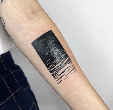 Rectangular Tattoo Design, Black Rectangle Tattoo Cover Up, Solid Black Tattoo Cover Up, Coverup Tattoo Designs, Rectangle Tattoo, Square Tattoo, Round Tattoo, Tattoo Coverup, Dark Tattoos