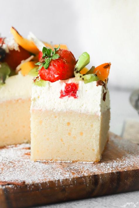 Vegan Fresh Cream & Fruit Cake Ultimate Grocery List, Summer Wellness, Fresh Fruit Cake, Seasonal Eating, Vegan Baking Recipes, Vegan Cake Recipes, Desserts Vegan, Eat Seasonal, Decorator Icing