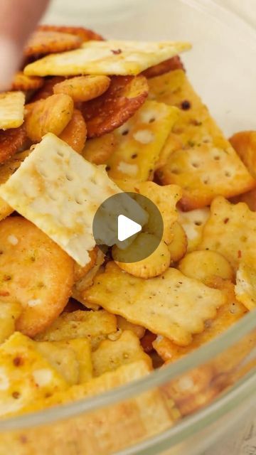 Allrecipes on Instagram: "Pull out the big bags...and we mean B I G bags for these garbage bag crackers 🗑️🍞  Whether you have bits and bobs of crackers OR you need an easy snack everyone will love, @nicolemcmom is showing you how she’s shaking things up—trash bag style 😆 Your favorite seasonings + popcorn butter + an assortment of crackers = salty, crunchy, seasoned perfection.   #instafood #food #foodie #popcorn #popcornbutter #butter #ranch #ranchseasoning #seasonings #redpepper #onionpowder #garlicpowder #savory #crackers #trashcan #tincan #dressed #easysnacks #footballseason #appetizers #quickandeasy #homecook" Garbage Can Crackers, Party Crackers Recipe, Ranch Crackers Recipe, Savory Crackers, Popcorn Butter, Ranch Crackers, Seasoned Crackers, Cracker House, Peanut Butter Popcorn