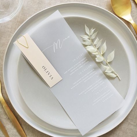 Undangan Diy, Tafel Decor, Minimalist Wedding Invitation, Gold Cutlery, Wedding Invitation Envelopes, Wedding Menu Cards, Minimal Wedding, Gold Clips, Minimal Chic