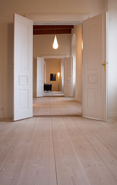 German Wood Floors; Architecture White Oak Hardwood Floors, Interior Design Per La Casa, Oak Hardwood Flooring, White Oak Floors, Wooden Floors, 아파트 인테리어, Oak Hardwood, Timber Flooring, Wood Flooring