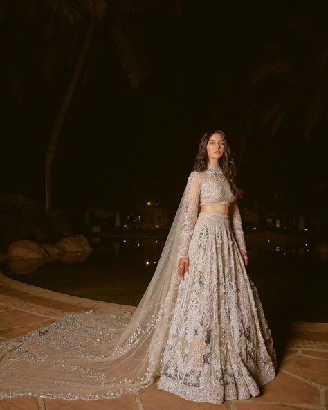 Photo from Rakul Preet Singh and Jackky Bhagnani Wedding Engagement Looks, Engagement Dress For Bride, Engagement Lehenga, Sangeet Outfit, Bridal Lehenga Designs, Latest Bridal Lehenga, Rakul Preet Singh, Lit Outfits, Rakul Preet