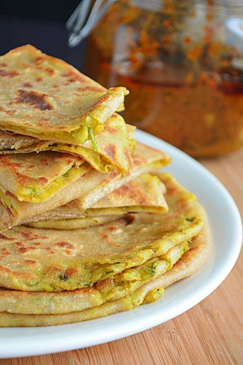 POTATO STUFFED PARATHA (ALOO PARATHA) Aloo Paratha Photography, Potato Paratha, Aloo Paratha Recipe Video, How To Make Aloo Paratha, Sour Cream Chive Dip, Paratha Bread, Indian Flatbreads, Chive Dip, Stuffed Aloo Paratha