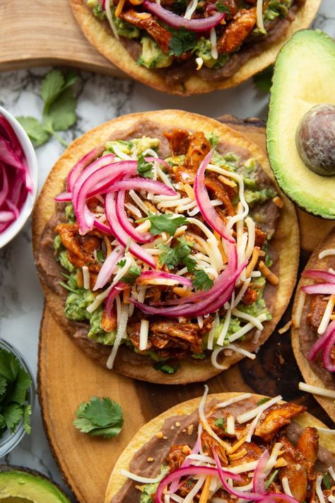 Mexican Food Tostadas, Healthy Chicken Tostadas, Chicken Fajita Tostadas, Authentic Tostada Recipes, Ground Chicken Tostadas, Rotisserie Chicken Tostadas, Chicken Tostada Salad, Chicken Tostadas Shredded, Gluten Free Tostadas