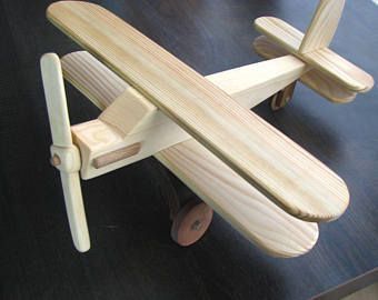 Airplane Preschool, Wooden Toy Barn, Wooden Toy Chest, Wooden Toy Kitchen, Wood Airplane, Wood Baby Toys, Wooden Toys Diy, Toy Airplane, Wooden Toys Design