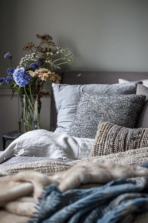 Blue Grey Bedroom Ideas: Chic Decor Tips Blue Grey Bedrooms, Blue Grey Bedroom Ideas, Blue And Taupe Bedroom, Gray Bedroom Ideas With Pop Of Color, Gray Blue Bedroom, Grey Bedroom Ideas With Pop Of Color, Gray And Blue Bedroom, Grey And Blue Bedroom, Grey Blue Aesthetic