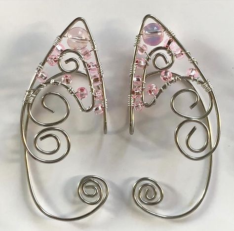 Wire Elf Ears, Ear Cuff Diy, Ear Wraps, Wire Ear Cuffs, Jewelry Closet, Elf Ear Cuff, Fairy Ears, Elven Jewelry, Wire Wrapped Jewelry Diy