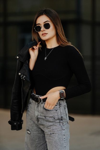 Fashion Model Quotes, Leather Jacket Styles, Posing Outdoor, Woman In Sunglasses, Model Quotes, Black Instagram, Photoshoot Style, Male Fitness Models, Leather Jacket Style