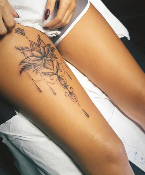 Lace Thigh Tattoos, Feminine Thigh Tattoos, Mandala Thigh Tattoo, Thigh Piece Tattoos, Mandala Tattoos For Women, Cute Thigh Tattoos, Girl Thigh Tattoos, Hip Thigh Tattoos, On Tattoo