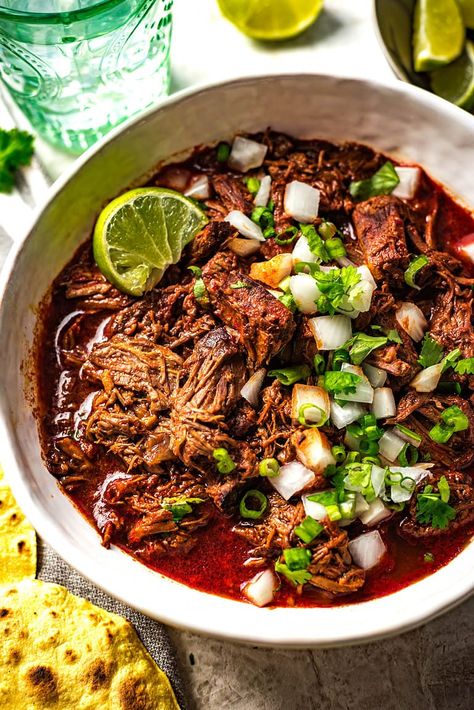 An ultra-flavorful take on the iconic Mexican beef stew - Birria de Res! Beef chuck roast is slowly simmered with garlic, onions, tomatoes, and a blend of guajillo and pasilla chiles until meltingly tender. Beef Chuck Stew Meat Recipes, Chuck Roast Mexican Recipes, Mexican Chuck Roast Recipes, Chuck Roast Birria, Mexican Beef Recipes, Birria Recipe Mexican, Beef Chuck Roast Recipes, Birra Tacos, Beef Chuck Recipes