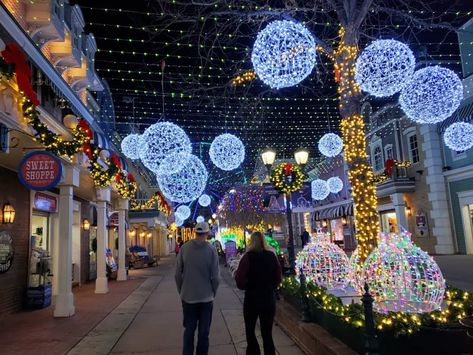 Can’t get enough  holidays in your Rocky Mountain winter wonderland? Light up your Colorado festivities with a visit to Luminova Holidays at Elitch Gardens Denver! This post may contain affiliate links.  If you click through and buy something, TravelingInHeels … The post Luminova Holidays at Elitch Gardens Denver appeared first on Traveling in Heels. Denver Christmas, Winter Wonderland Lights, Winter Reads, Denver Travel, Dragon Wings, Christmas Tree Lighting, Twinkle Lights, Holiday Lights, Festive Christmas